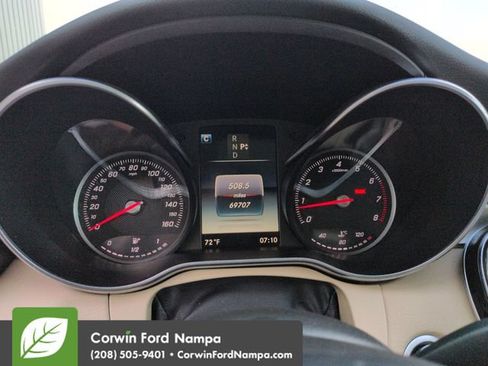 Used 2017 Mercedes-Benz C 300 4MATIC Sedan image 15