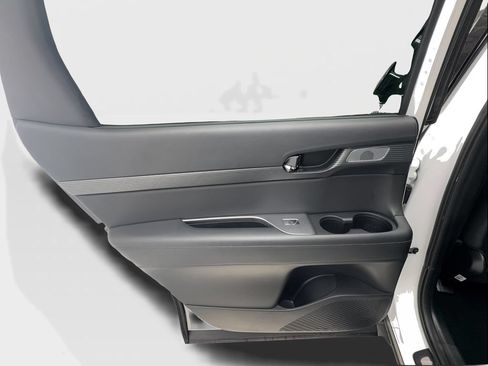 Used 2024 Hyundai Palisade Limited FWD image 26