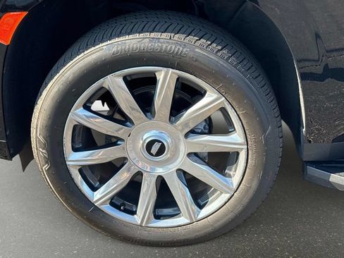 Certified 2023 Cadillac Escalade Premium Luxury Platinum AWD/4WD image 10