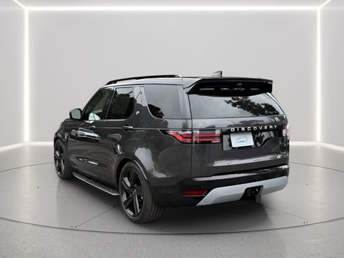 Used 2026 Land Rover Discovery Limited Edition AWD/4WD image 3