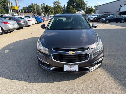 Used 2016 Chevrolet Cruze LT w/ Sun And Sound Package FWD image 3