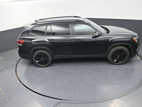 New 2026 Volkswagen Atlas SE image 18