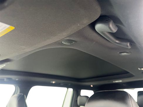 Used 2024 Jeep Grand Cherokee L Limited w/ Luxury Tech Group II image 79