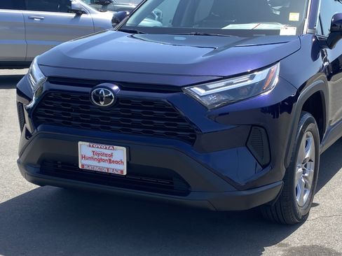 Certified 2023 Toyota RAV4 XLE w/ Convenience Package image 6