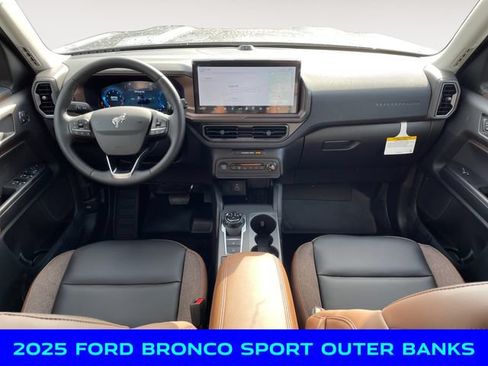 New 2025 Ford Bronco Sport Outer Banks w/ Sasquatch Outer Banks Package AWD/4WD image 10
