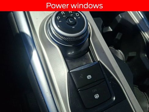 Certified 2022 Ford Explorer XLT w/ Equipment Group 202A AWD/4WD image 15