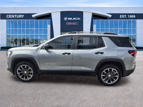 Used 2026 GMC Terrain Elevation w/ Elevation Premium Package FWD image 7