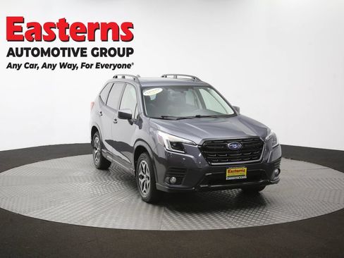 Used 2023 Subaru Forester Premium AWD/4WD image 53