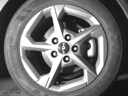 Used 2025 Kia K4 LXS image 13