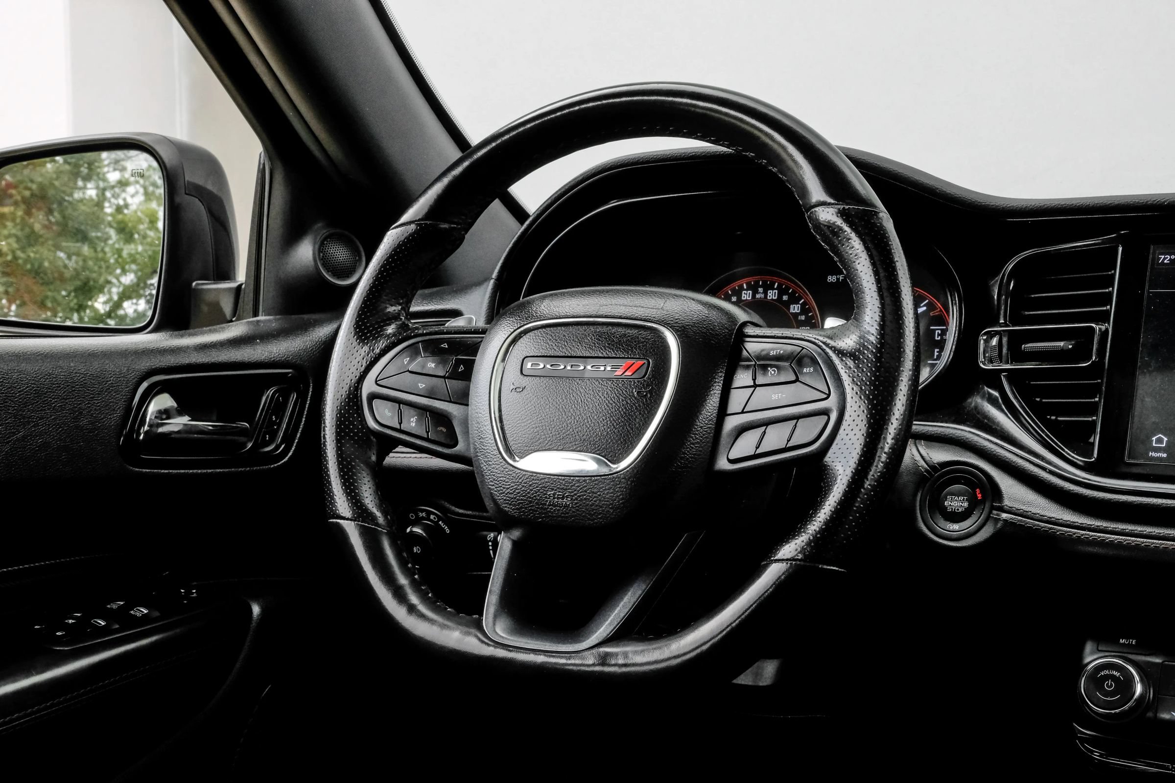 Used 2022 Dodge Durango R/T w/ Blacktop Package AWD/4WD image 21