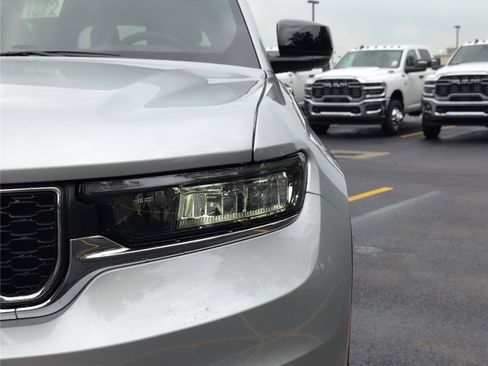 New 2026 Jeep Grand Cherokee L Laredo RWD image 12