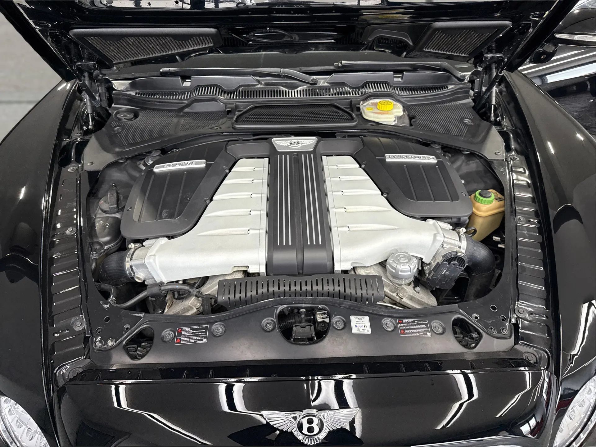 Used 2014 Bentley Flying Spur W12 AWD/4WD image 11