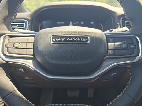 New 2026 Jeep Grand Wagoneer Limited AWD/4WD image 15