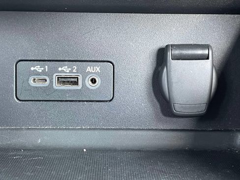 Used 2023 Nissan Sentra SV FWD image 27