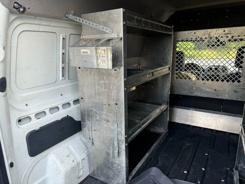 Used 2013 Ford Transit Connect XL image 18