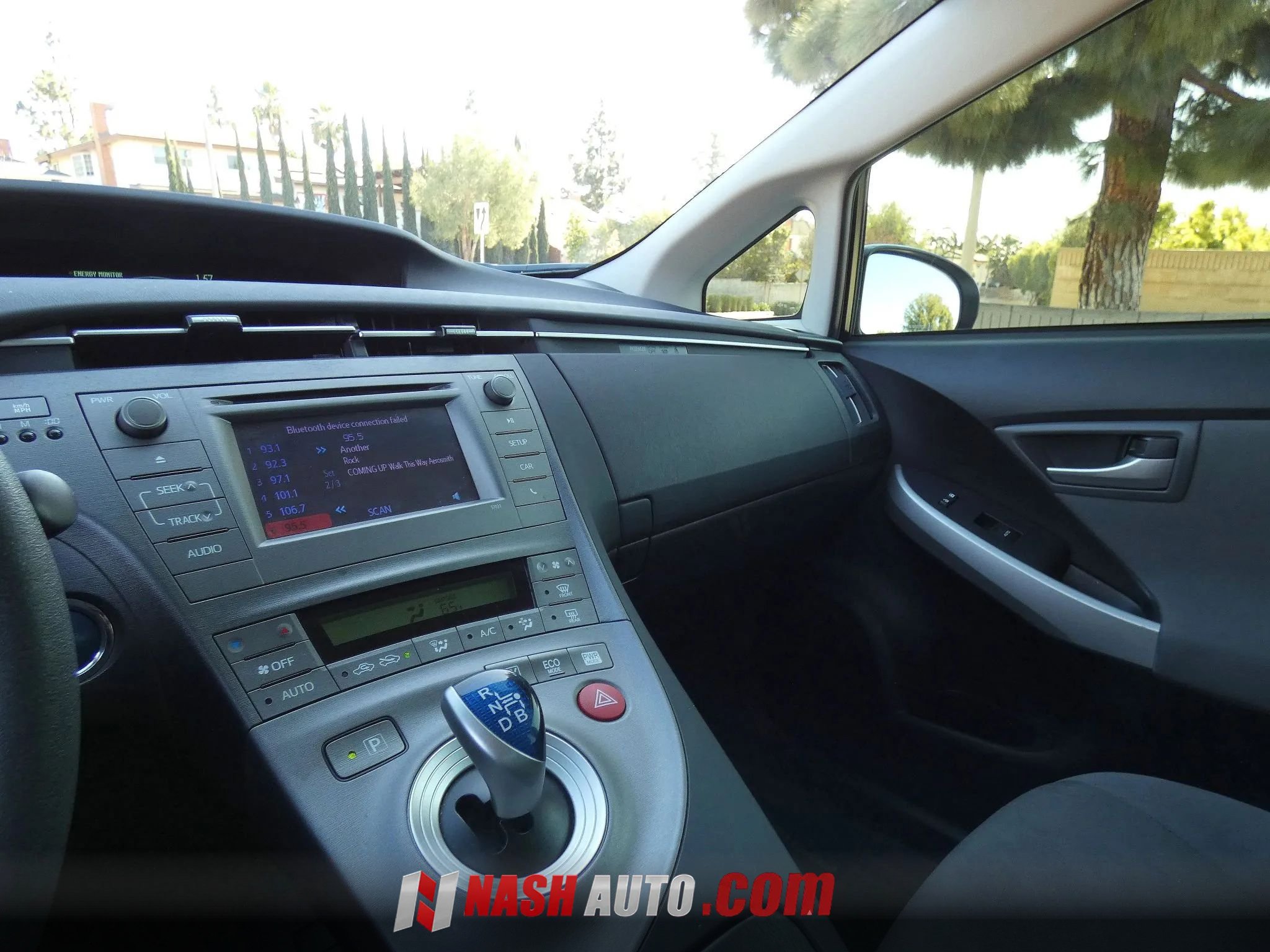 Used 2014 Toyota Prius Two FWD image 32
