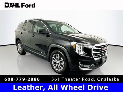 Used 2024 GMC Terrain SLT