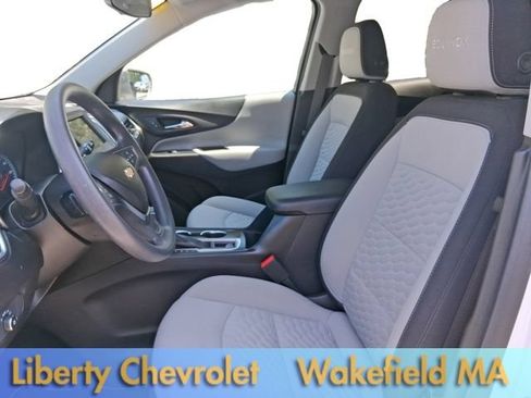 Used 2019 Chevrolet Equinox LS w/ LS Convenience Package AWD/4WD image 12