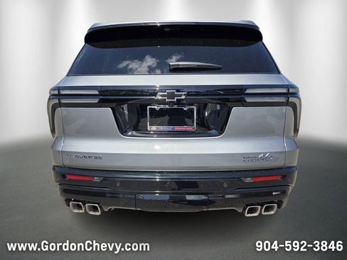 Used 2026 Chevrolet Traverse High Country w/ LPO, Floor Liner Package FWD image 4