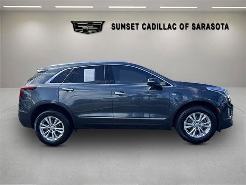 Used 2021 Cadillac XT5 Luxury image 2