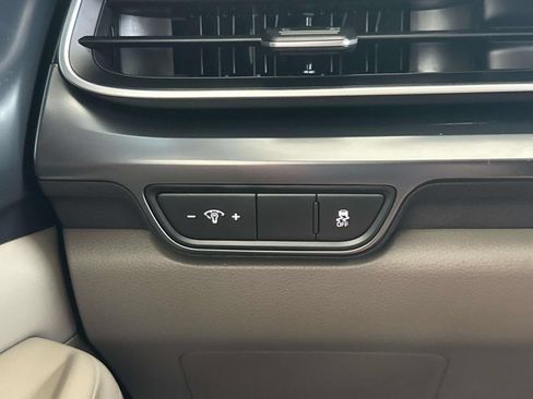 Used 2026 Kia Carnival FWD image 20