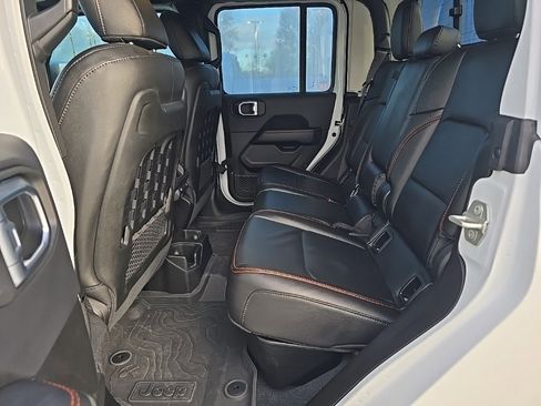 Used 2023 Jeep Gladiator Mojave w/ Trailer Tow Package image 25