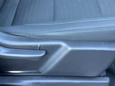 Used 2024 Chevrolet Silverado 1500 LT image 22