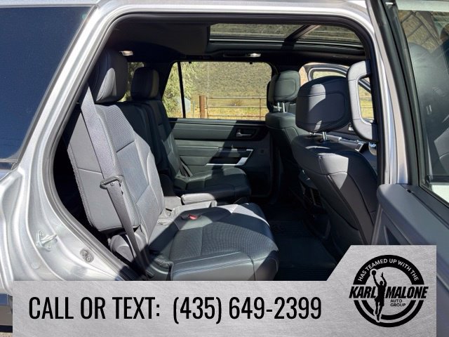Used 2024 Toyota Sequoia Platinum AWD/4WD image 38