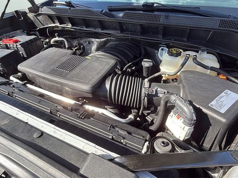 Used 2021 Chevrolet Silverado 1500 Custom Trail Boss w/ LPO, Dark Essentials Package image 19