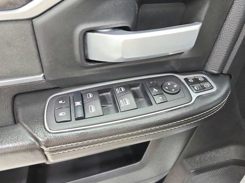 Used 2024 RAM 3500 Big Horn AWD/4WD image 31