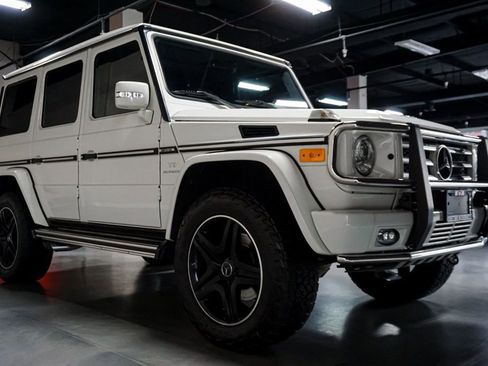 Used 2011 Mercedes-Benz G 55 AMG 4MATIC image 2