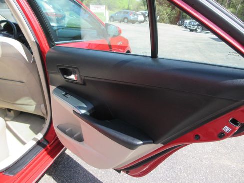 Used 2012 Toyota Camry LE image 17