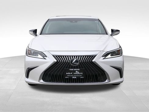Used 2020 Lexus ES 350 w/ Premium Package FWD image 39