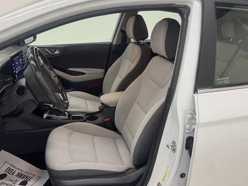 Used 2021 Hyundai Ioniq SE FWD image 16