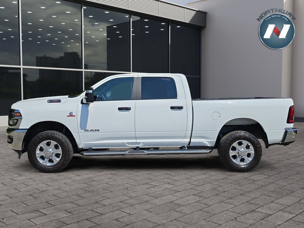 Used 2025 RAM 2500 Big Horn AWD/4WD image 2