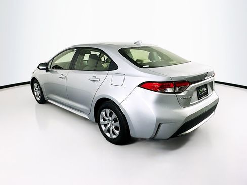 Used 2020 Toyota Corolla LE FWD image 5