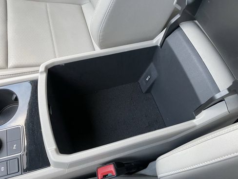 Used 2022 Volkswagen Atlas SE image 48