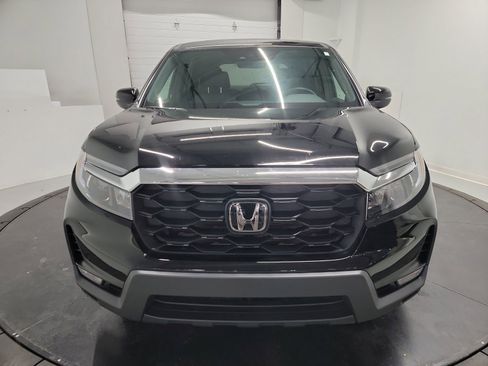Certified 2025 Honda Passport EX-L image 2