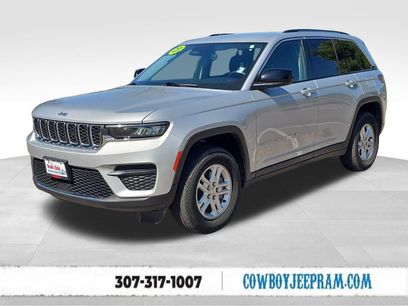 Used 2023 Jeep Grand Cherokee Laredo