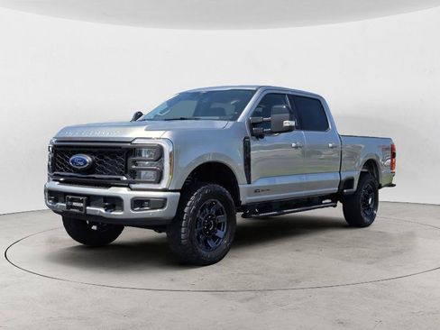 Used 2024 Ford F250 Lariat w/ Lariat Ultimate Package AWD/4WD image 7