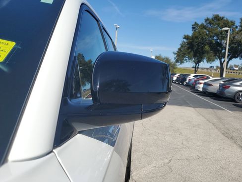 Used 2021 Jeep Grand Cherokee L Altitude image 4