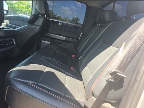 Used 2024 Ford F250 Lariat w/ Lariat Ultimate Package AWD/4WD image 8