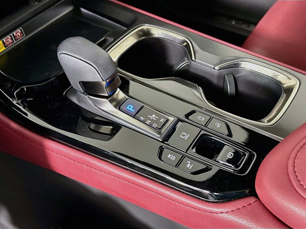 Certified 2026 Lexus NX 350 AWD w/ Accessory Package (2T) image 17