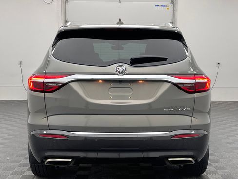 Used 2019 Buick Enclave Premium w/ Experience Buick Package FWD image 10