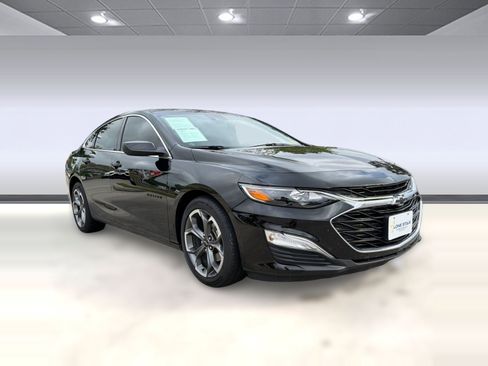 Used 2025 Chevrolet Malibu RS FWD image 7