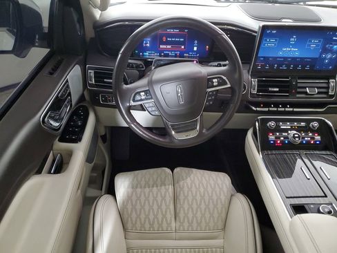 Used 2024 Lincoln Navigator L Black Label AWD/4WD image 16