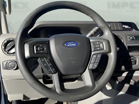Used 2024 Ford E-450 and Econoline 450 Super Duty w/ Power Windows & Locks Group image 14