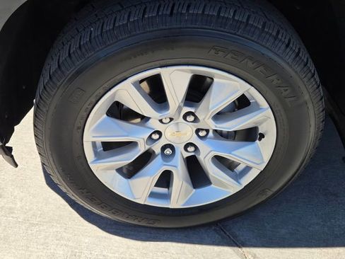 Certified 2021 Chevrolet Silverado 1500 Custom image 9