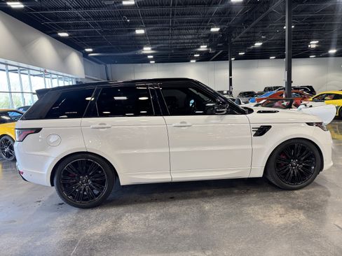 Used 2022 Land Rover Range Rover Sport HSE Dynamic image 2