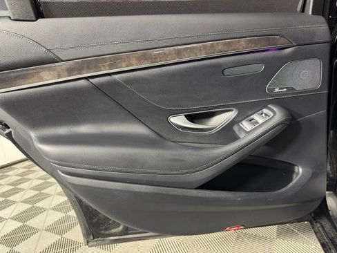 Used 2017 Mercedes-Benz S 550 4MATIC Sedan image 42